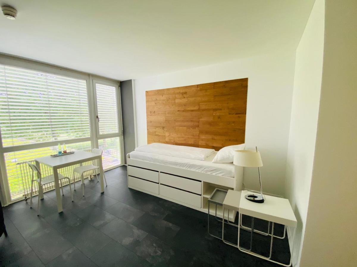 Work & Live Apartments 弗劳恩费尔德 外观 照片